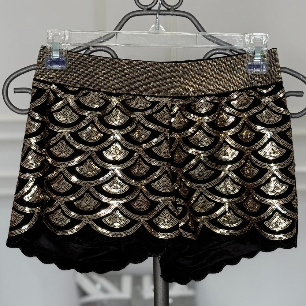 Black and gold sequin shorts size small
